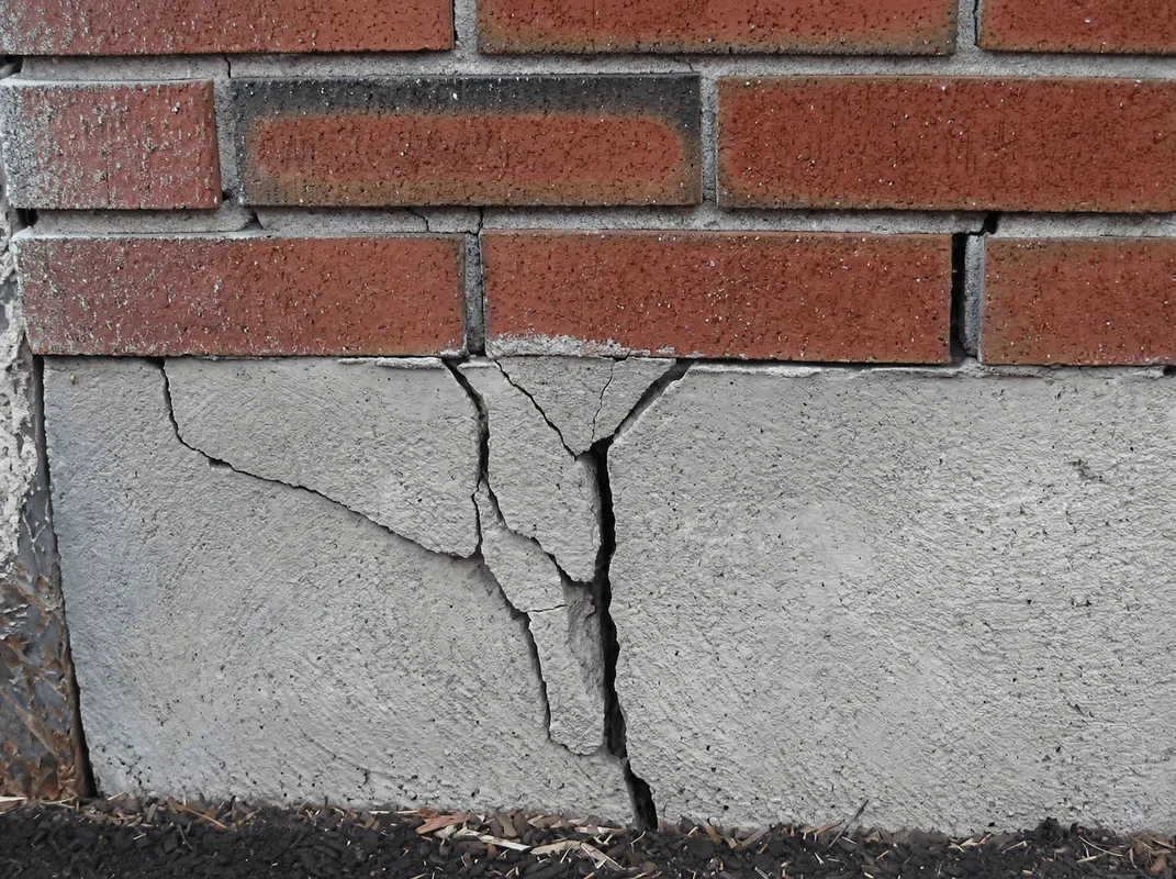 Concrete foundation with serious structural damage in Indianapolis, IN